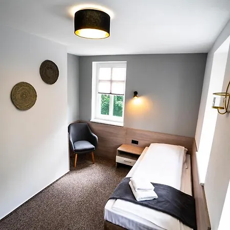 Couette-café Pallas 4*