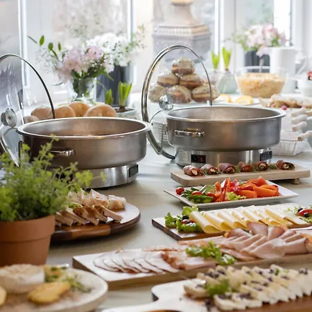 Alojamento de Acomodação e Pequeno-almoço Pallas Olsztyn (Warmian-Masurian)