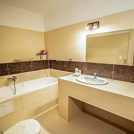 Bed & Breakfast Pallas Olsztyn (Warmian-Masurian)