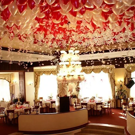 Couette-café Pallas 3*