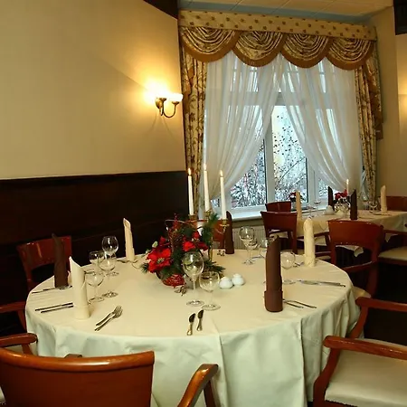 Pallas Frühstückspension 4*